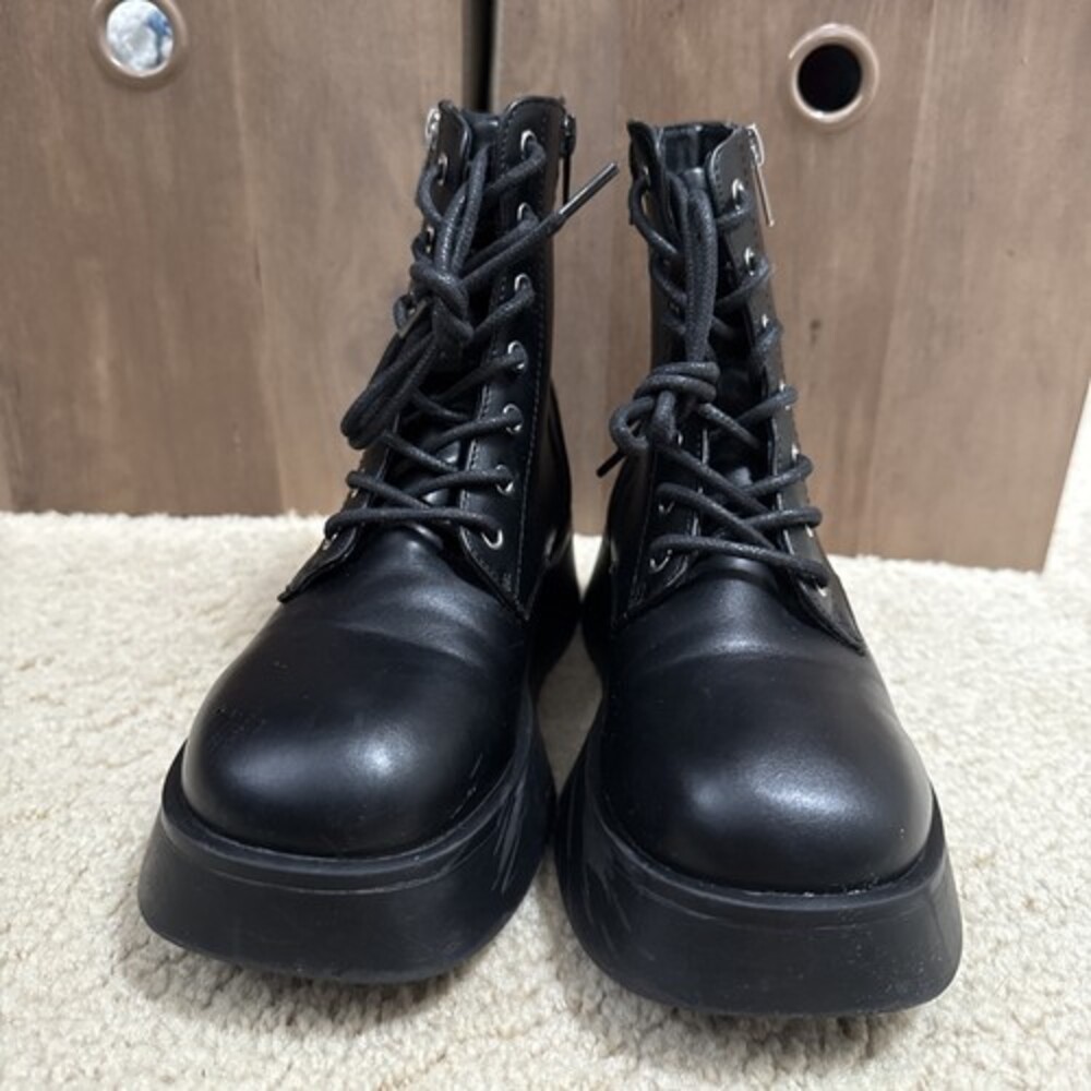 Girl's Boots Steve Madden Kids Figaro Black Combat Boots Size 4